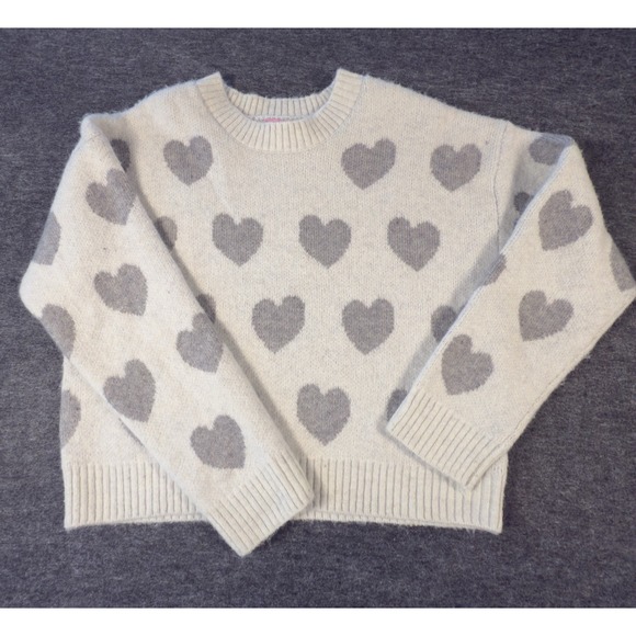 Sweaters - Mi ami Francesca's Women's Heart All Over Print Knitted Sweater Size M